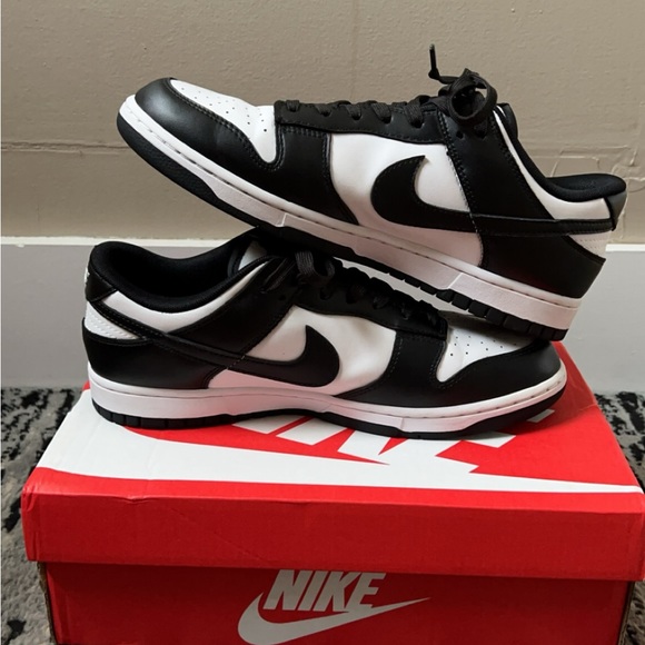 Nike dunk low panda Men’s 10 - Picture 5 of 5